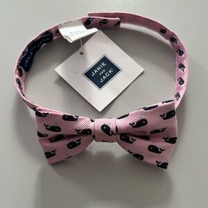 Janie and Jack NWT preppy whale bow tie pink/ blue. Size 4-8
